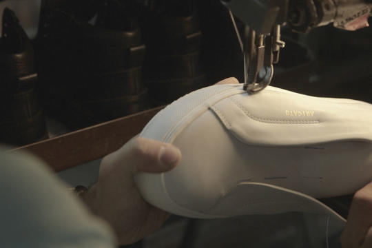 称霸Ins的Sneaker明星为什么爱它?