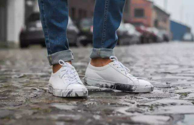 称霸Ins的Sneaker明星为什么爱它?