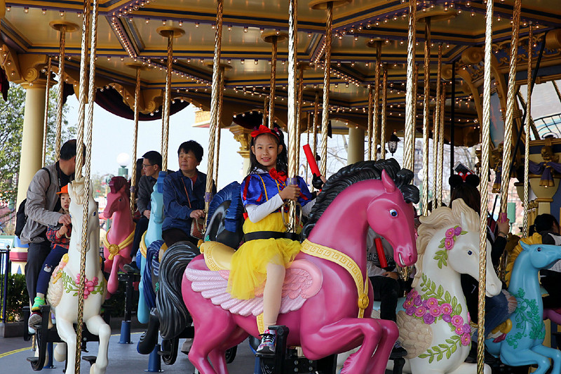 上海迪士尼乐园2天一夜游玩攻略,上海迪士尼2天游玩攻略