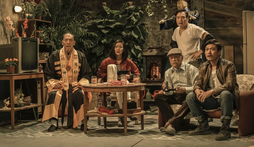 英叔救僵尸全集,继英叔后最好的僵尸电影