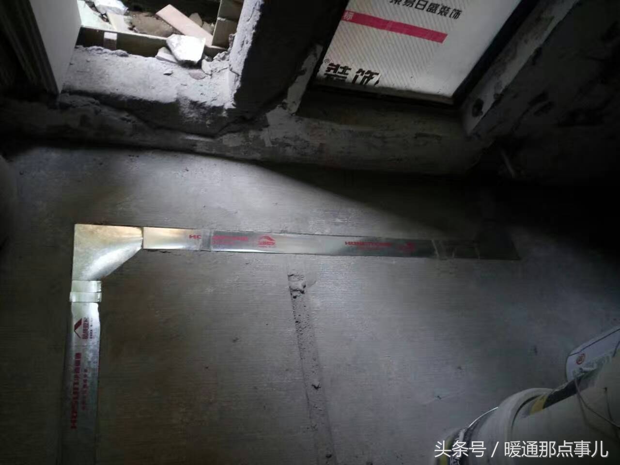 成都暖气片安装明管效果图,成都明装80平方暖气片价目表