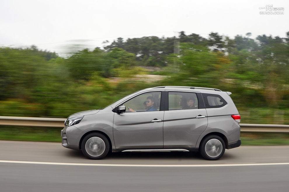 10万mpv家用车型舒适度,10万以内最好的mpv车