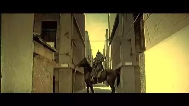 站着赚钱翻拍,站着挣钱完整片段