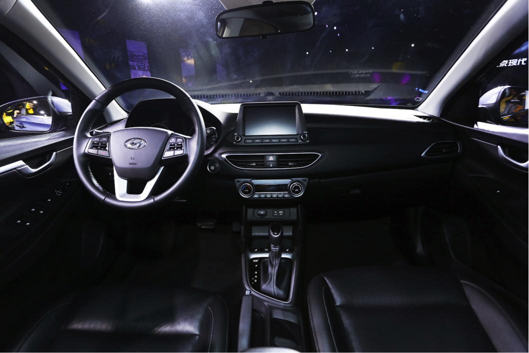 后备箱大空间的轿车8万,8000元以内后备箱空间大的车