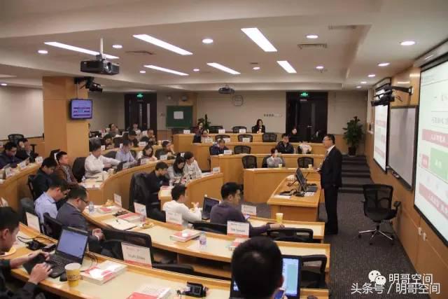 爱心传递向善向前郑州四中感恩天明天明人情系教育