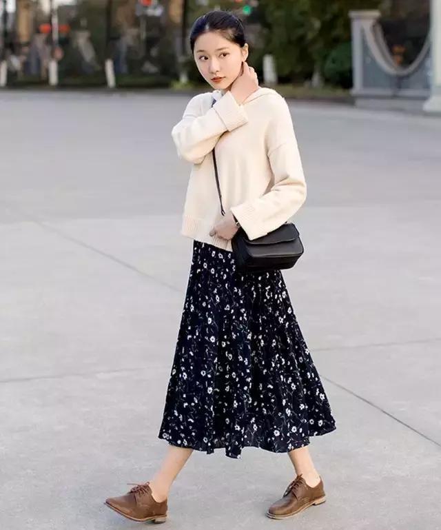 学生党春秋搭配分享,学生党学穿搭博主推荐