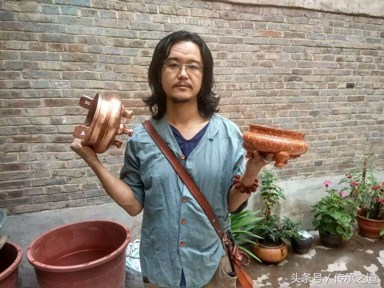 云南“鼎玉制”斑铜艺术工作室创始人李碧