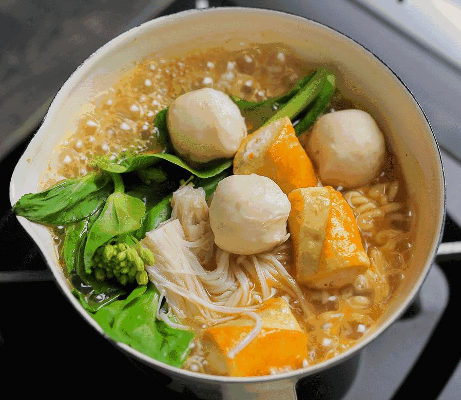 超好吃的泡面怎么吃,这样泡的泡面比平时好吃十倍