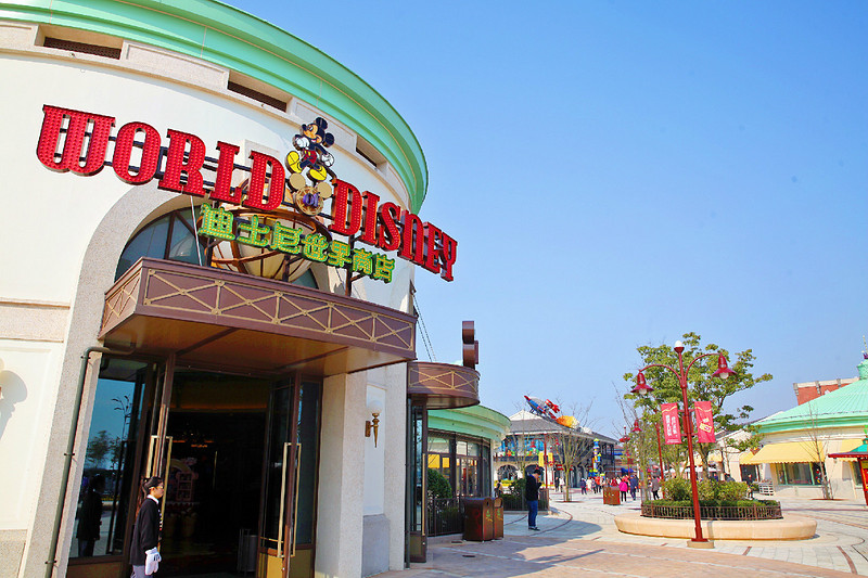 上海迪士尼乐园2天一夜游玩攻略,上海迪士尼2天游玩攻略