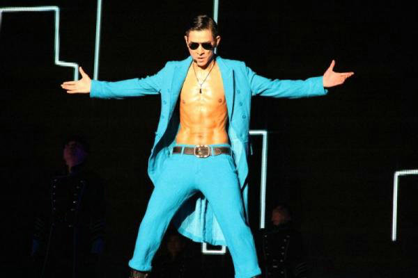 拒绝娘炮！亚洲十大肌肉男明星告诉你什么才是真男人