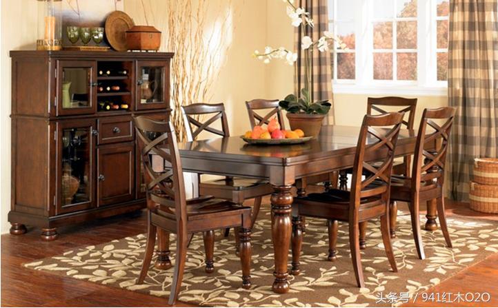 红木供桌摆放讲究,家庭红木餐桌上适合摆放什么