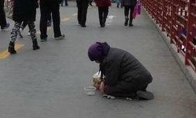 Panda妹良心吐槽：太残忍！竟用兔兔遮车牌