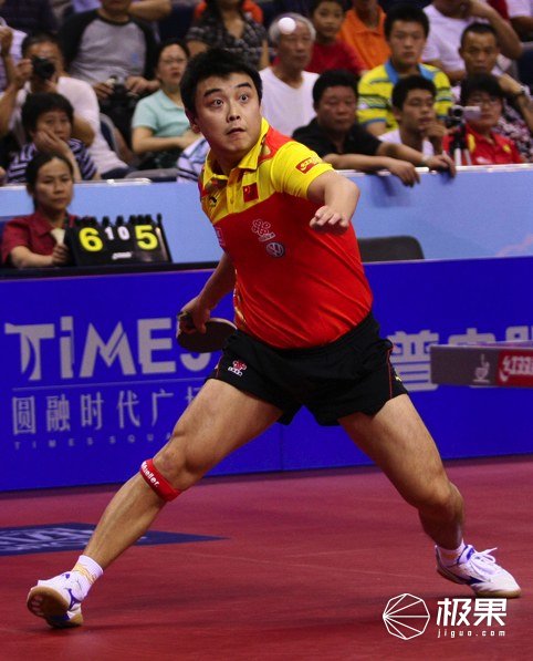 你从不注意的鞋底花纹，却成了乔丹科比封神的“秘密”