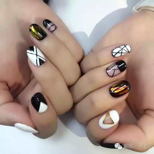 美甲怎么自己卸掉学生,美甲如何快速在家卸掉