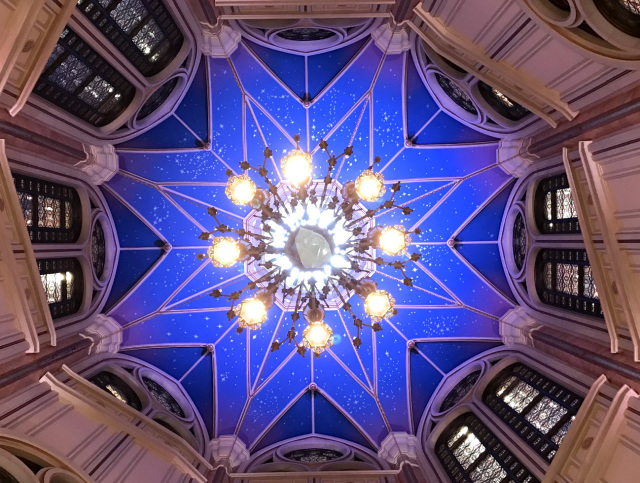 每个女孩心中都有一个迪士尼梦,每一个人心里都有一个迪士尼公主