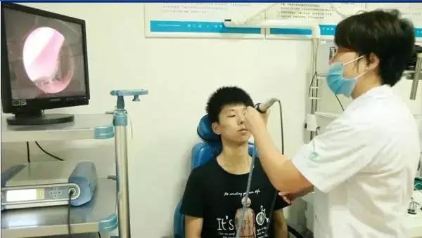 如何判断鼻塞感冒还是过敏性鼻炎,稍受凉就鼻痒鼻塞流涕是鼻炎吗