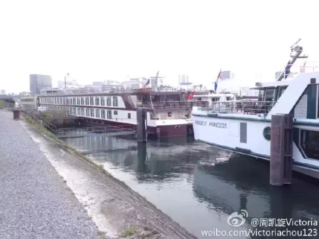 堪称瑞士旅游达人的钟表编辑们分享巴展期间“吃喝玩住”全攻略！