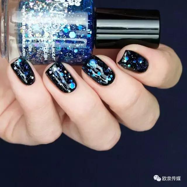 车厘子色美甲样式图片长款,手指短粗适合什么样式的美甲