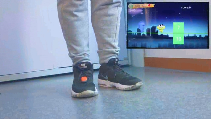 这台全球最mini的体感游戏机你知道吗？