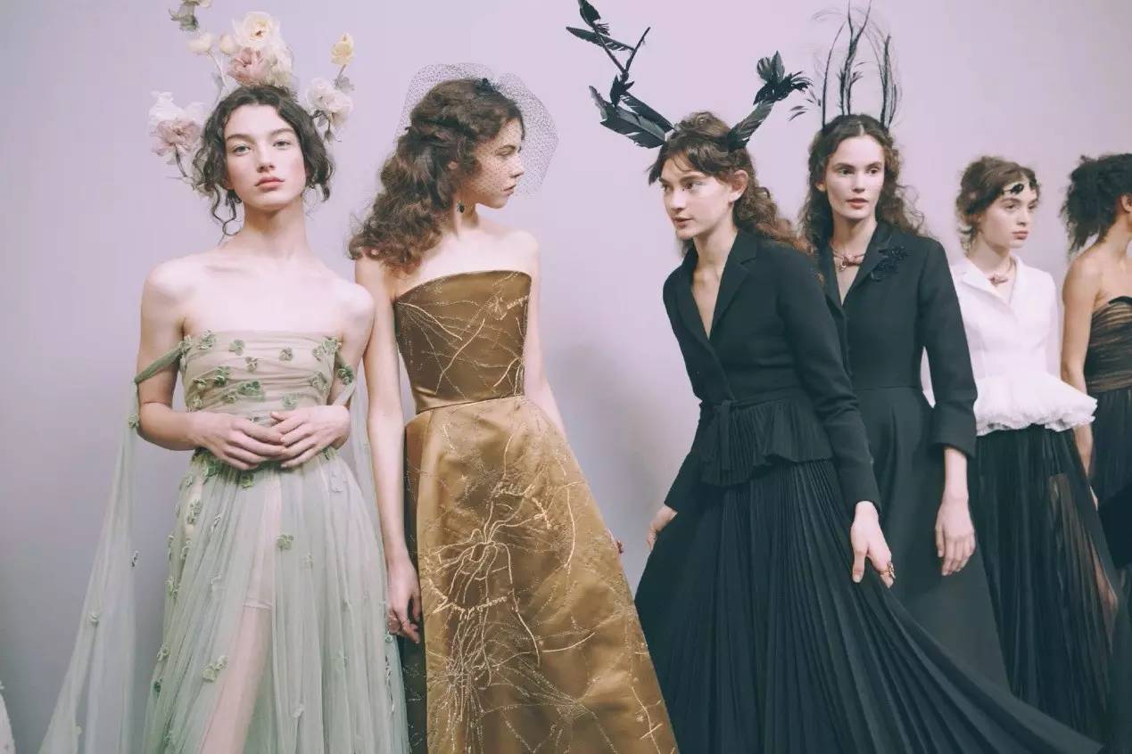 向女神学习穿搭,向晚女装穿搭