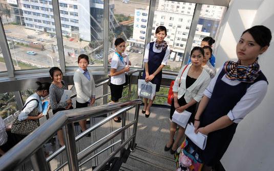 空姐空少到了一定年龄后能干什么,空姐空少何去何从