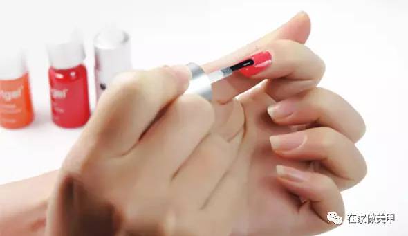 做美甲怕做不好,做美甲什么甲油胶不伤指甲
