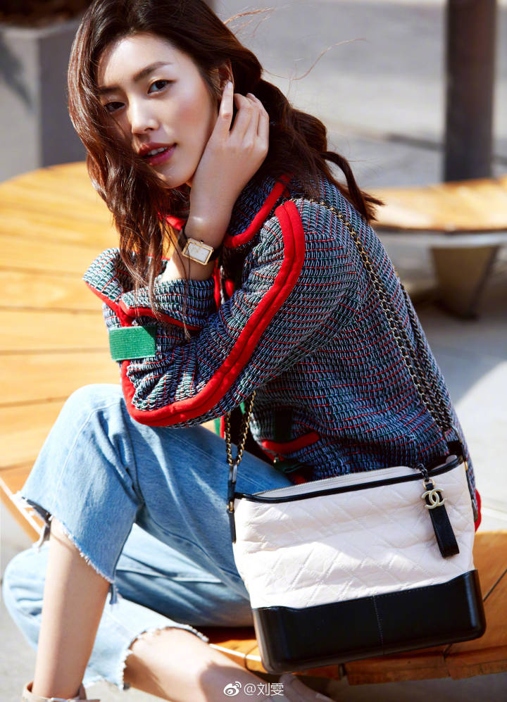 女王大幂幂带货,带货女王杨幂又出新穿搭了