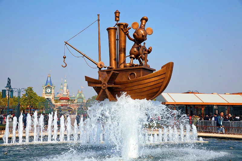 上海迪士尼乐园2天一夜游玩攻略,上海迪士尼2天游玩攻略