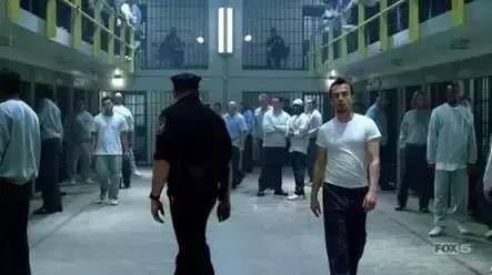 越狱第五季反派,越狱第五季男主复活