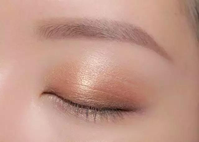 美宝莲新品口红、眼影试色,平价也能很好用