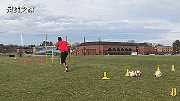 足球带球节奏变化的练习,普通带球变化节奏技巧