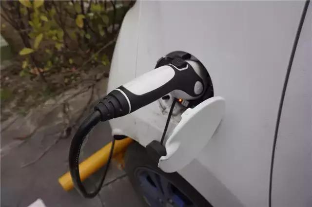 目前成都最普及的共享汽车,成都共享汽车有哪些车型