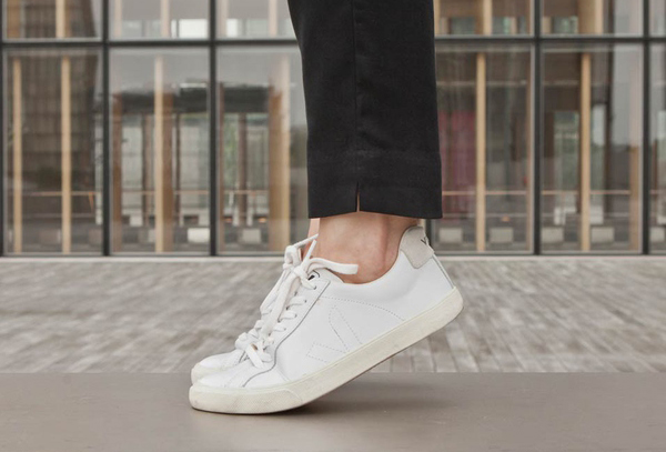 好看耐操不跟风,不一样的小白鞋不一样的你