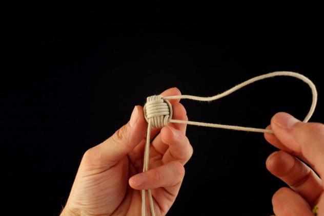 编绳足球挂件,世界杯足球手绳编织