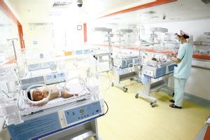 35孕周早产儿妈妈分娩回忆，脐带绕颈2圈，连胳膊都被绕上了！