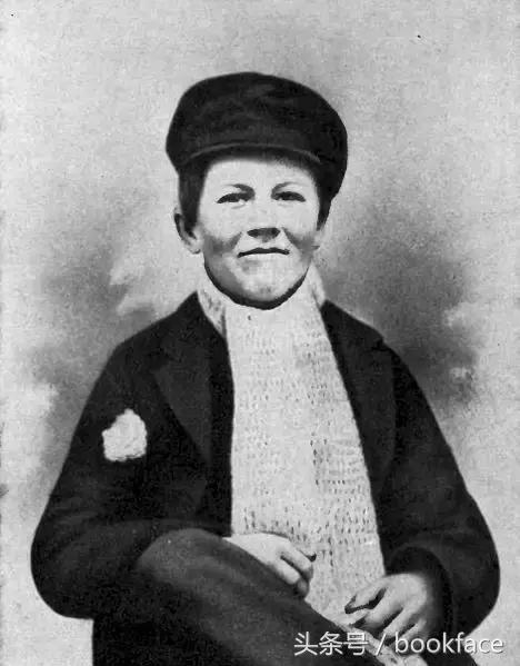 那么多人相信世上有鬼,只有他想办法给鬼打电话