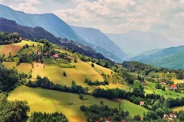 亲子欧洲旅游跟团游,亲子环游中国自驾游