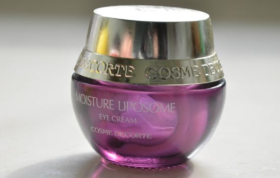 自然堂弹嫩紧致抗皱眼霜适合年龄,六胜肽淡化细纹眼霜适合什么年龄