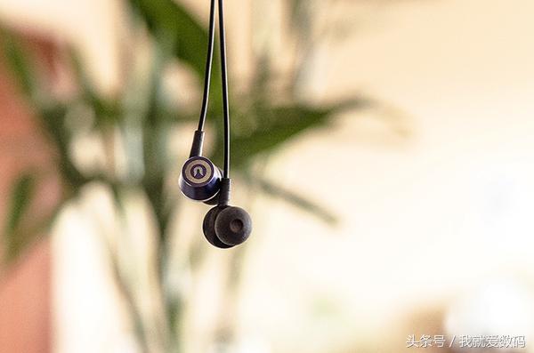 uiisii圈铁耳机,uiisii有线耳机音质怎么样