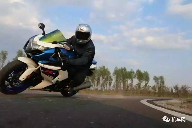 车友风采,遇到摩托车后,感觉每天都是热恋