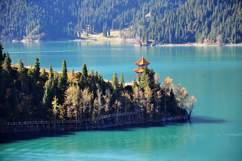 神秘又美丽的天山天池,天山天池是西王母沐浴之地吗