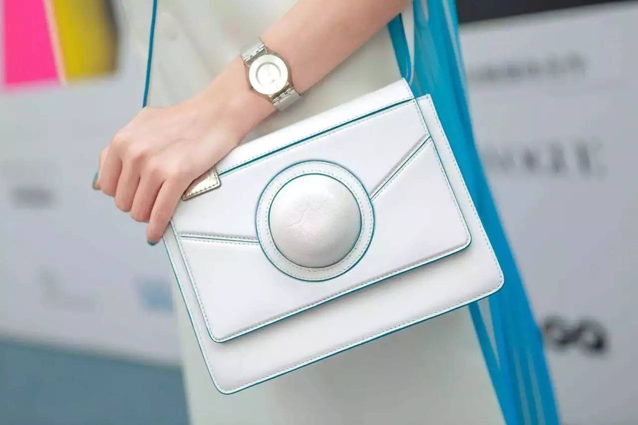 向女神学习穿搭,向晚女装穿搭