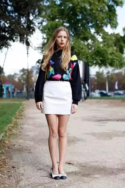 冬季连帽卫衣内搭怎么穿,冬天连帽卫衣怎么搭配出高级感