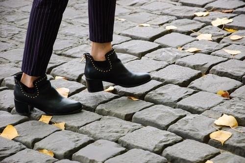 鞋子有臭味教你一招除鞋臭,小白鞋怎么去除鞋臭最有效