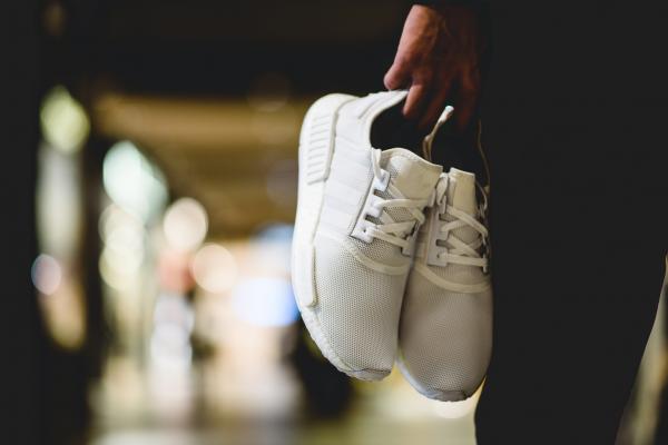 adidasnmdr1meshblackred,adidasoriginalsnmdr1鍜宐oost鍖哄埆