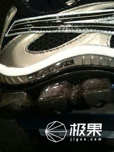 你从不注意的鞋底花纹，却成了乔丹科比封神的“秘密”