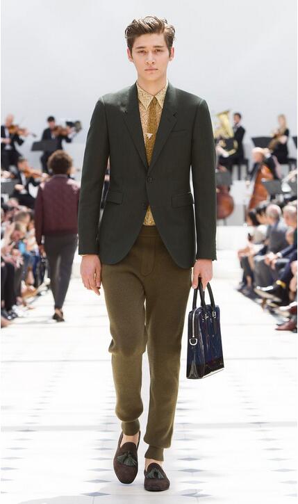 世界十大服装品牌男装,男装t恤夏季世界品牌大全