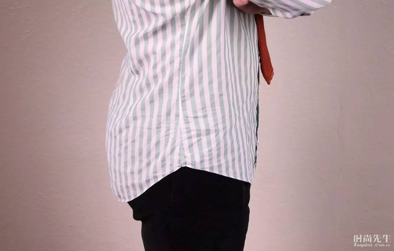 休闲衬衫塞裤子里的技巧,衬衫该怎么塞进裤子