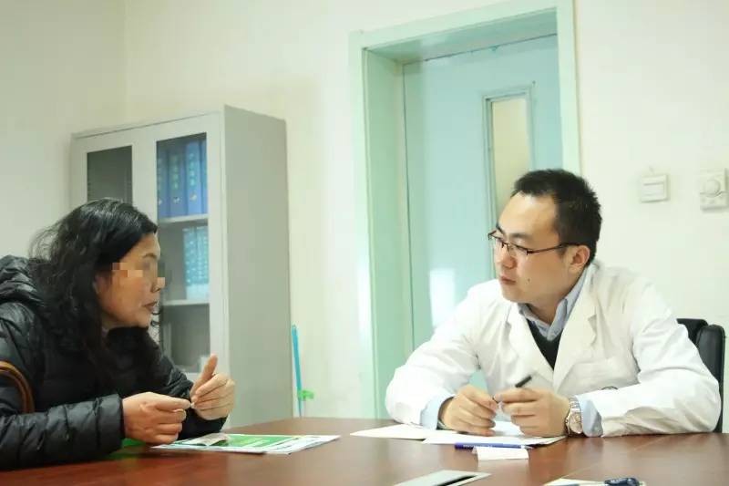 医院专家携手签约服务居民,京津冀医学合作中心