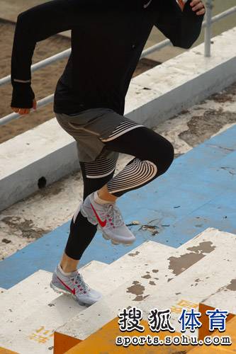 airmax气垫跑鞋,新款airmaxfusion气垫测评